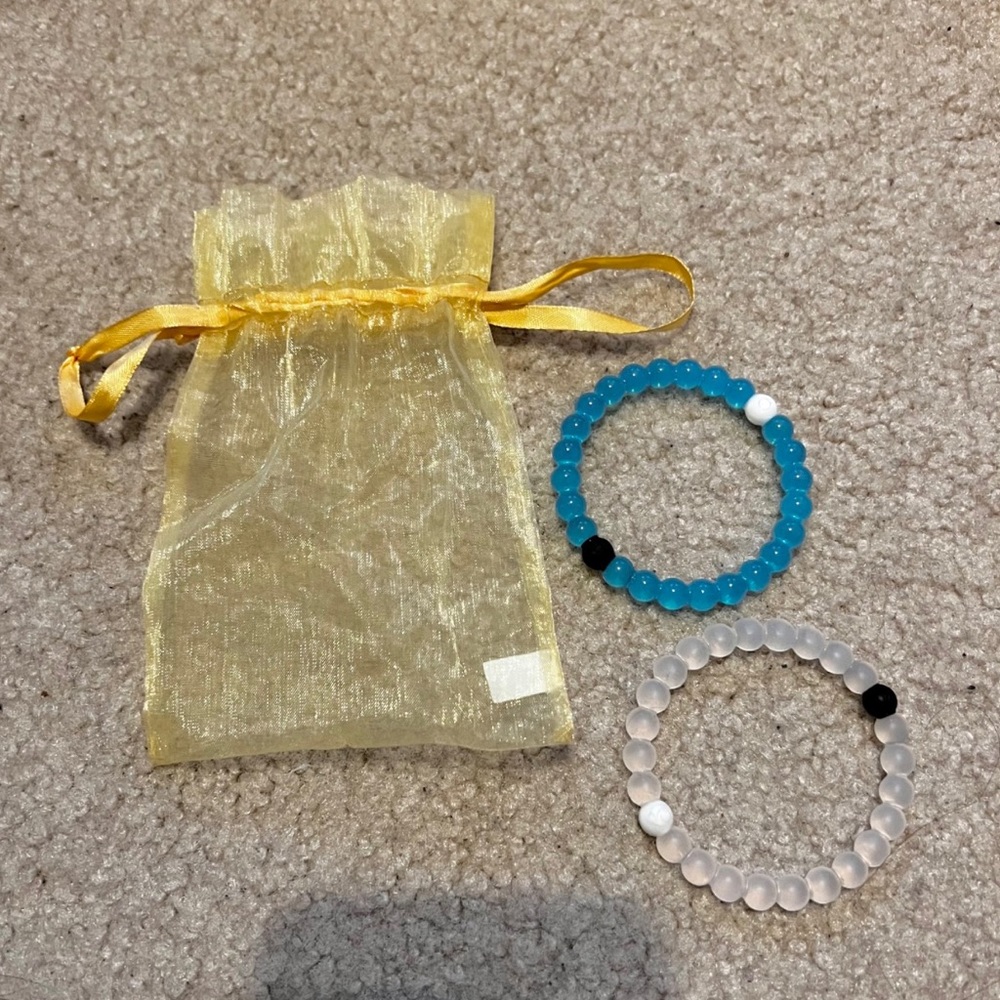 LOKAI bracelet set, 2 pack bundle. clear and blue pieces classic bracelets water